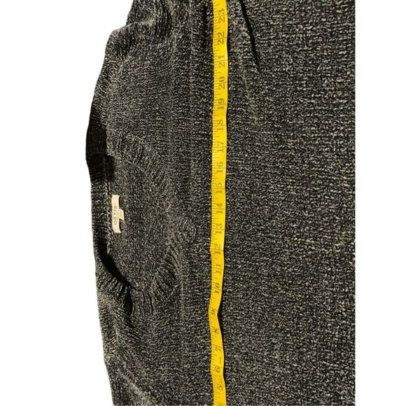 Orvis Sweater - Picture 10 of 15